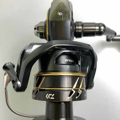【中古品】 22カルディアSW 18000 スピニングリール 釣り 釣り具等 本体のみ 134-260204-em-04-min 万代Net店