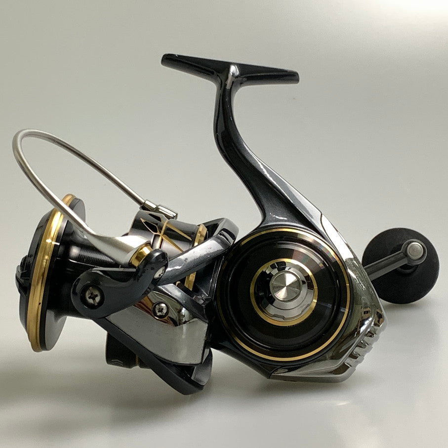 【中古品】 22カルディアSW 18000 スピニングリール 釣り 釣り具等 本体のみ 134-260204-em-04-min 万代Net店