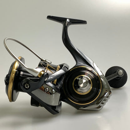 【中古品】 22カルディアSW 18000 スピニングリール 釣り 釣り具等 本体のみ 134-260204-em-04-min 万代Net店