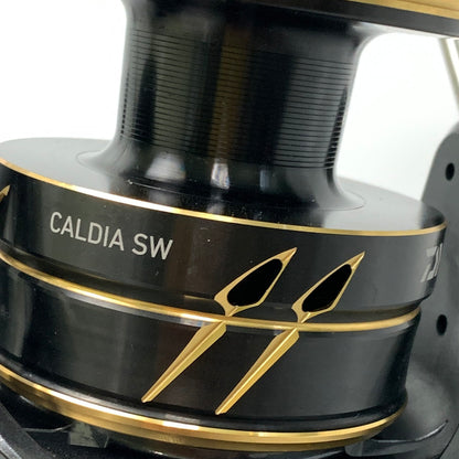 【中古品】 22カルディアSW 18000 スピニングリール 釣り 釣り具等 本体のみ 134-260204-em-04-min 万代Net店