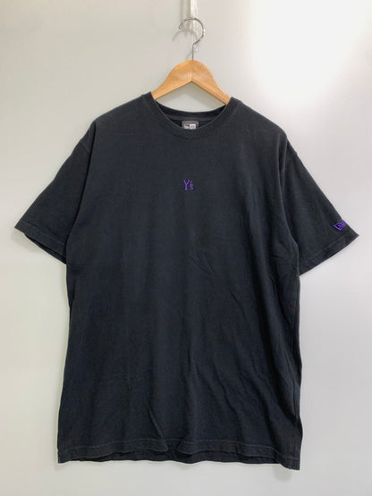 【中古品】【メンズ】 Y's ワイズ ×NEW ERA ニューエラ S S TEE 半袖Ｔシャツ トップス 140-250718-jt-13-min サイズ：XL カラー：ブラック 万代Net店