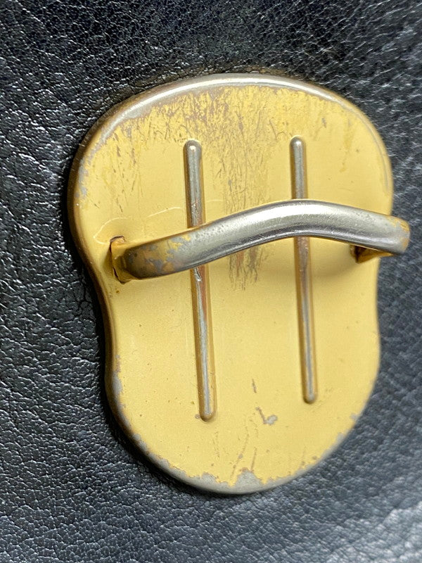 【中古品】【メンズ/レディース】 TSUMORI CHISATO ツモリチサト カリヤネコ レザーショルダーバッグ 鞄 カバン 188-250722-em-36-min カラー：ブラック 万代Net店