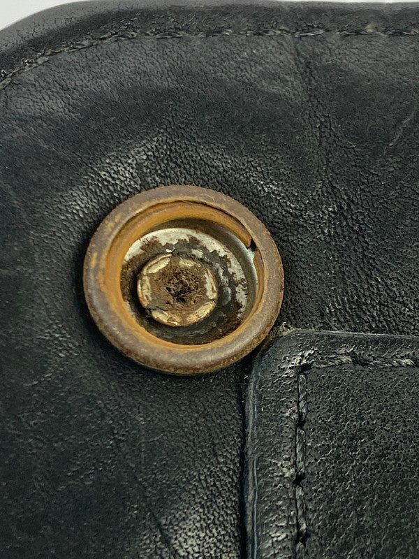 【中古品】【メンズ/レディース】 KELLY'S LEATHER ケリーズ レザー コンチョ付き二つ折財布 メンズ ウォレット 201-250723-em-05-min カラー：ブラック 万代Net店