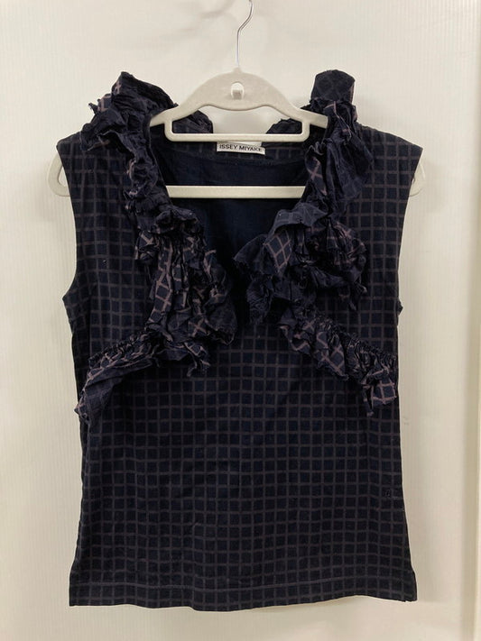 【中古品】【レディース】 ISSEY MIYAKE イッセイミヤケ NS 格子柄 フリルトップス 銀タグ レディース トップス カットソー 格子柄 170-250801-em-08-min サイズ：4 カラー：ブラック系格子柄 万代Net店