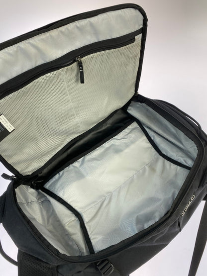 【中古品】【メンズ/レディース】 GREGORY グレゴリー COMPASS 30　リュック 109453-1052 コンパス30 バックパック リュックサック 188-250727-em-06-min カラー：ブラック 万代Net店