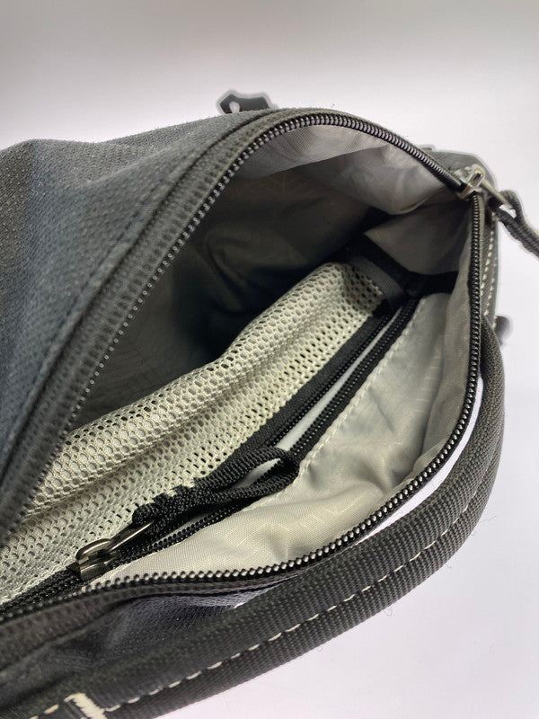 【中古品】【メンズ/レディース】 GREGORY グレゴリー COMPASS 30　リュック 109453-1052 コンパス30 バックパック リュックサック 188-250727-em-06-min カラー：ブラック 万代Net店