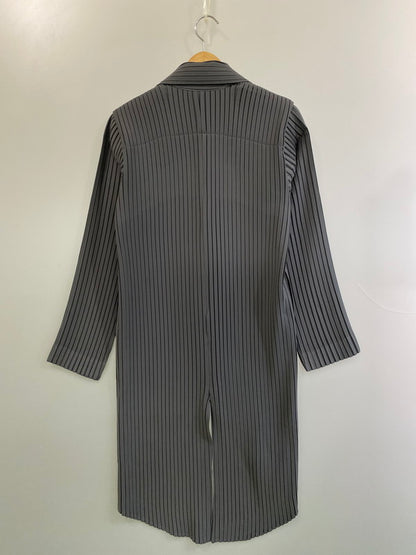 【中古品】【レディース】 ISSEY MIYAKE イッセイミヤケ IM02FD637 銀タグ プリーツロングジャケット 168-250721-ks-46-min サイズ：2 カラー：グレー 万代Net店