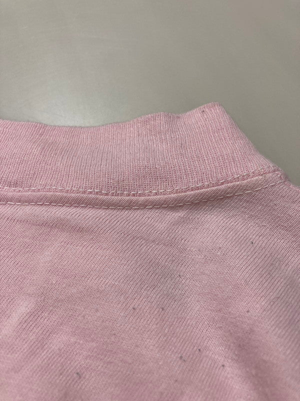 【中古品】【メンズ】 RUDE DOG BRAND c1989 THE JOKER PRINT TEE ルードドッグ ブランド ショートスリーブ プリントTシャツ 半袖Tシャツ トップス 146-250725-yn-04-min サイズ：BIGGER カラー：ピンク 万代Net店