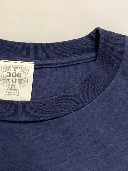 【中古品】【メンズ】 DOGTOWN ドッグタウン 90S ERIC DRESSEN TEE 90年代 エリック・ドレッセン Tシャツ トップス スケボー 146-250728-em-02-min サイズ：Ｍ カラー：ネイビー 万代Net店