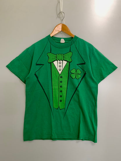 【現状渡し品】【メンズ】 ALSTYLE アルスタイル タキシード PRINT TEE Tシャツ トップス 146-250727-ks-32-min サイズ：M カラー：グリーン 万代Net店