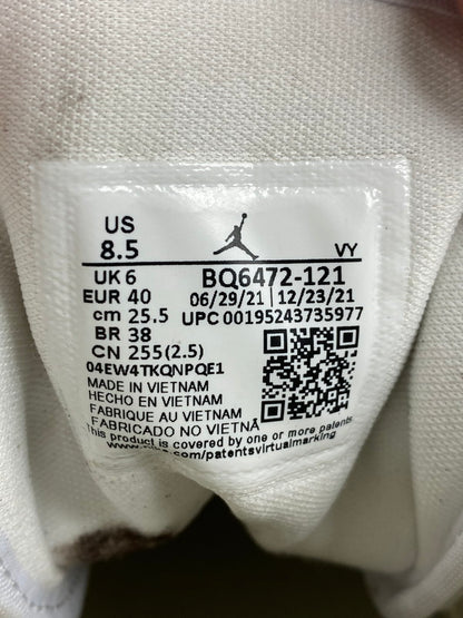 【中古品】【メンズ】 NIKE ナイキ WMNS AIR JORDAN 1 MID BQ6472‐121 ウィメンズ エア ジョーダン 1 スニーカー 靴 160-250804-yn-11-min サイズ：25.5cm US8.5 カラー：COCONUT MILK/BLACK 万代Net店