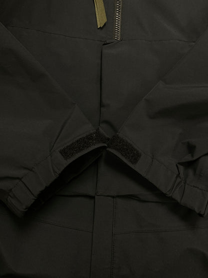 【中古品】【メンズ】 ACRONYM アクロニウム GORE-TEX PRO JACKET J96-GT ゴアテック プロ ジャケット アウター 141-250805-jt-30-min サイズ：S カラー：ブラック 万代Net店