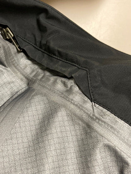 【中古品】【メンズ】 ACRONYM アクロニウム GORE-TEX PRO JACKET J96-GT ゴアテック プロ ジャケット アウター 141-250805-jt-30-min サイズ：S カラー：ブラック 万代Net店