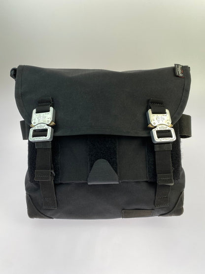 【中古品】【メンズ】 BAGJACK バッグジャック KINKY COBRA BSHOP 別注　MESSENGER BAG キンキー コブラ バックル メッセンジャーバッグ 188-250808-jt-15-min カラー：ブラック 万代Net店