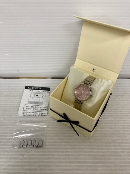 【中古品】【レディース】 CITIZEN シチズン XC H240-TO18238 クロスシー 電波時計 腕時計 197-250809-yn-01-min カラー：ベルト：シルバー、ゴールド/文字盤：ピンク 万代Net店