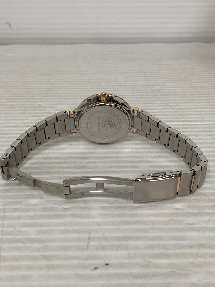 【中古品】【レディース】 CITIZEN シチズン XC H240-TO18238 クロスシー 電波時計 腕時計 197-250809-yn-01-min カラー：ベルト：シルバー、ゴールド/文字盤：ピンク 万代Net店