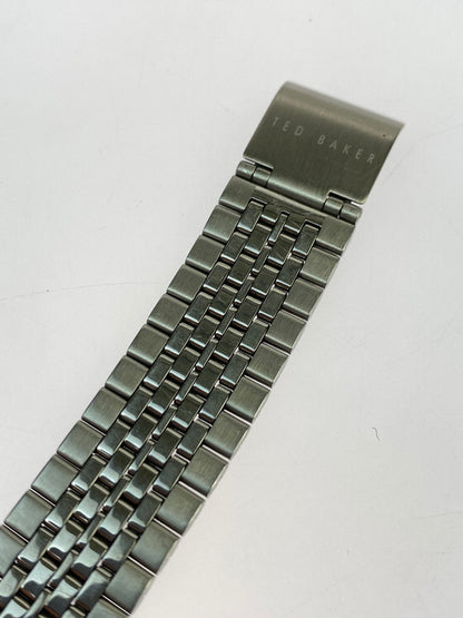 【中古品】【メンズ】 TED BAKER LONDON テッドベーカーロンドン BKP80S201 TED 80’ デジタル クオーツ腕時計 198-250824-AS-19-min カラー：ブラック/シルバー ピンク文字盤 万代Net店