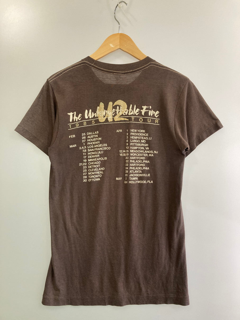 【中古品】【メンズ】 U2 80's THE UNFORGETTABLE FIRE TOUR TEE ショートスリーブ プリントTシャツ 半袖Tシャツ トップス 146-250818-yn-02-min カラー：ブラウン 万代Net店