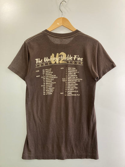 【中古品】【メンズ】 U2 80's THE UNFORGETTABLE FIRE TOUR TEE ショートスリーブ プリントTシャツ 半袖Tシャツ トップス 146-250818-yn-02-min カラー：ブラウン 万代Net店