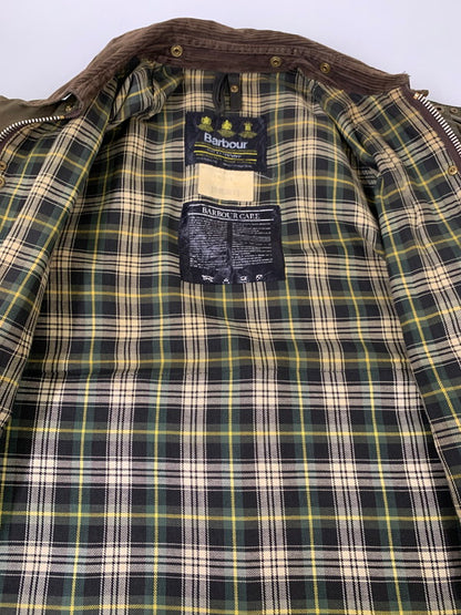 【現状渡し品】【メンズ】 Barbour バーブァー BEAUFORT JACKET ビューフォートジャケット ライナー付き アウター 144-250828-yn-03-min カラー：オリーブグリーン 万代Net店