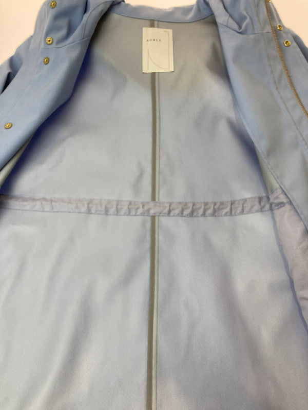 【中古美品】【レディース】 NOBLE ノーブル 24-011-240-5000-1-0 ウインドプルーフマウンテンパーカー タグ付き 169-250823-cn-16-min サイズ：36 カラー：サックスブルー 万代Net店