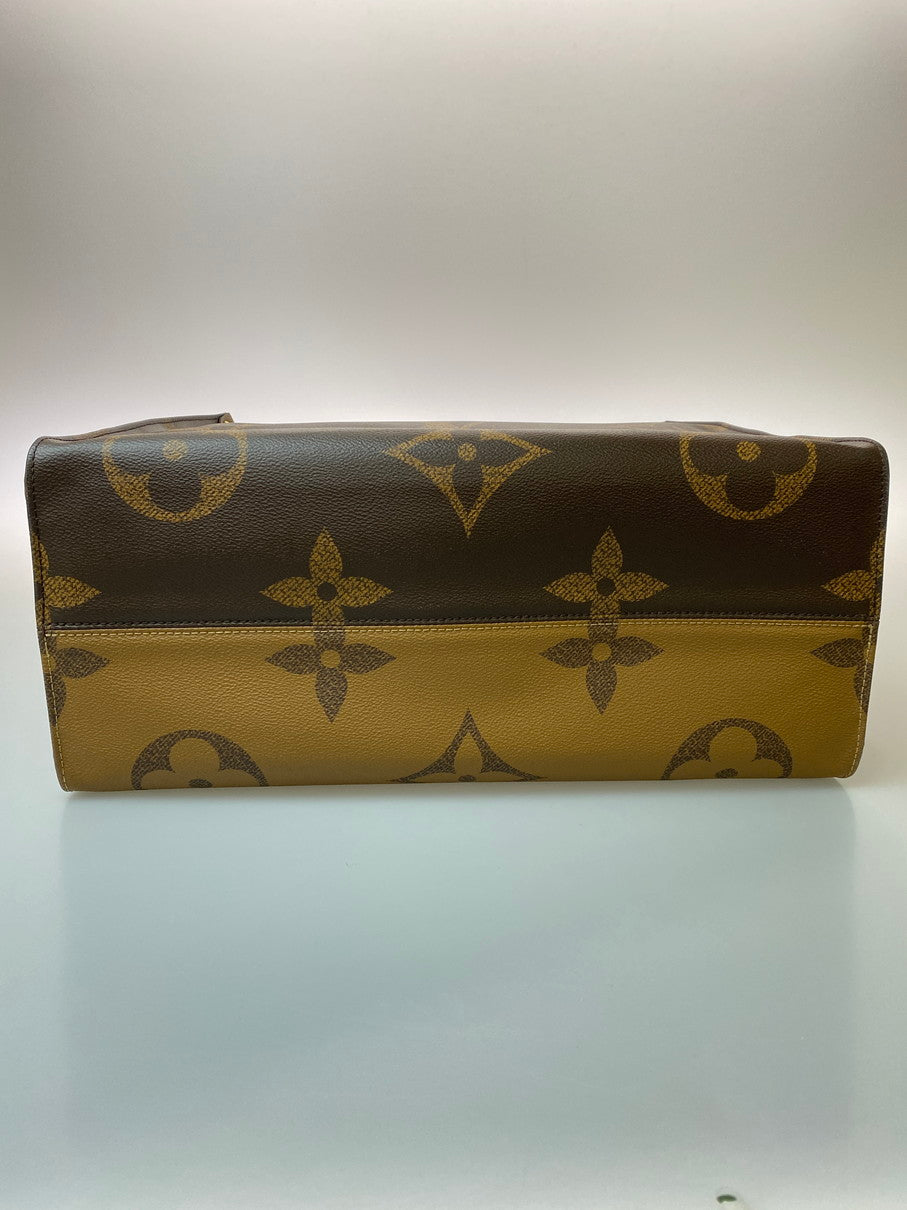 【中古品】【メンズ/レディース】 LOUIS VUITTON ルイ・ヴィトン モノグラム ジャイアント リバース オンザゴーGM M45320 ショルダー バッグ RFID確認済 179-250822-em-29-min カラー：ブラウン系（モノグラム） 万代Net店