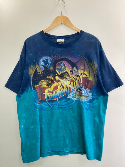 【中古品】【メンズ】 DISNEY WORLD ディズニー ワールド FANTASIA VILLAIN ファンタジア ヴィランズ VS　MICKEY FANTASMIC! ミッキー ファンタズミック！ T‐SHIRT トップス 146-250823-cn-1-min サイズ：表記サイズなし カラー：ネイビー～ライトブルー 万代Net店
