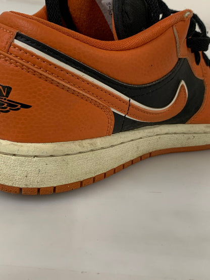 【現状渡し品】【レディース】 NIKE ナイキ DV1299-800 WMNS AIR JORDAN 1 LOW 靴 シューズ スニーカー 166-250831-AS-44-min サイズ：24.0cm カラー：オレンジ/ブラック 万代Net店
