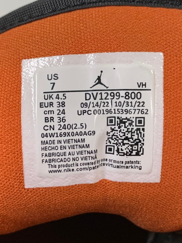 【現状渡し品】【レディース】 NIKE ナイキ DV1299-800 WMNS AIR JORDAN 1 LOW 靴 シューズ スニーカー 166-250831-AS-44-min サイズ：24.0cm カラー：オレンジ/ブラック 万代Net店