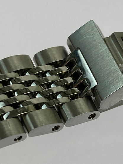 【中古品】【レディース】 GUCCI グッチ 126.5 Gタイムレス 腕時計 レディース クウォーツウォッチ アナログ 197-251130-em-58-min カラー：シルバー 万代Net店