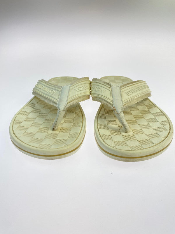 【現状渡し品】【メンズ】 LOUIS VUITTON ルイ・ヴィトン ダミエ トング ラバー ビーチサンダル FD0094 メンズ サンダル 183-250914-em-61-min サイズ：7 カラー：ホワイト系 万代Net店