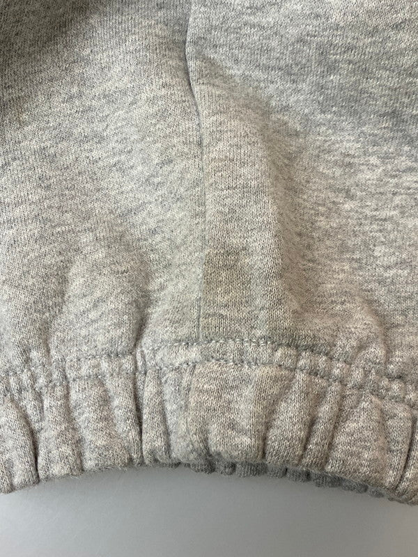 【現状渡し品】【メンズ】 NICK GEAR ニックギア × FIRSTHAND ファーストハンド SWEAT PANT 223-73206 スウェット パンツ 花刺繍 メンズ ボトムス 152-251214-em-08-min サイズ：XL カラー：グレー 万代Net店