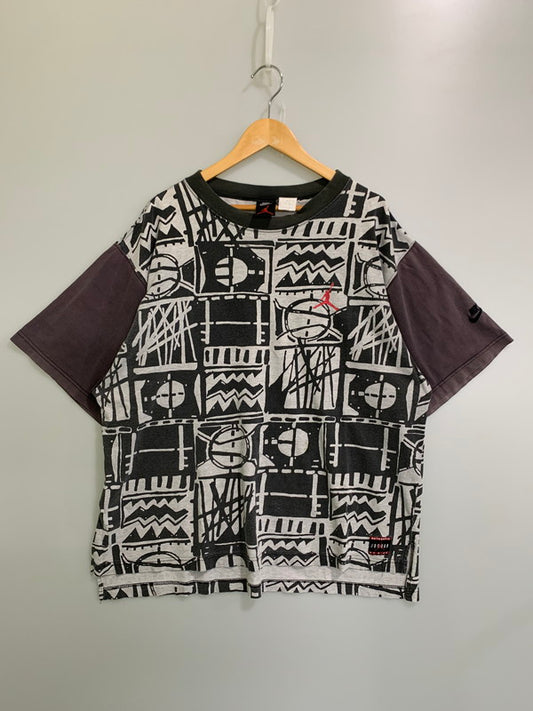 【中古品】【メンズ】 NIKE ナイキ 90's AIR JORDAN ALL OVER PATTERN S/S PRINT TEE F3-01-04-PRM 90年代 エアジョーダン オールオーバーパターン ショートスリーブ プリント Tシャツ 半袖 トップス 146-250910-kk-11-min サイズ：L カラー：グレー系 万代Net店