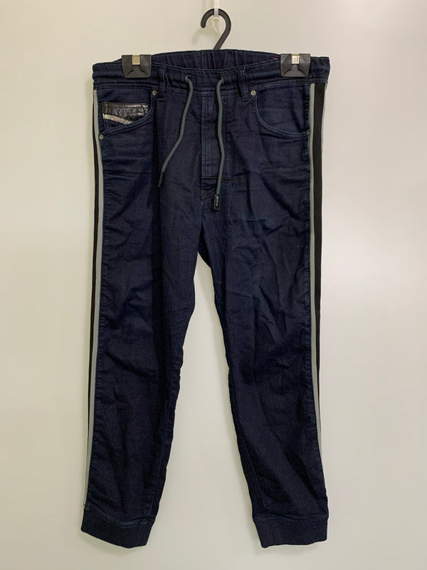 【中古品】【メンズ】 DIESEL ディーゼル サイドラインジョグデニム スウェットパンツ 152-250913-ks-27-min サイズ：30 カラー：ネイビー 万代Net店