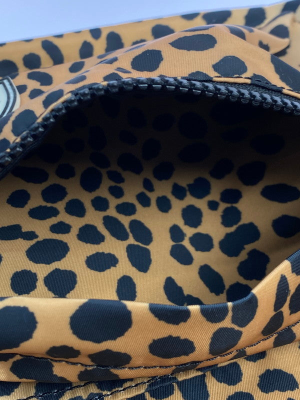 【中古美品】【レディース】 MARC JACOBS マークジェイコブス NYLON BACKPACK M0015697 ナイロン バックパック リュックサック カバン 188-250917-yn-06-min カラー：ブラウン系 万代Net店