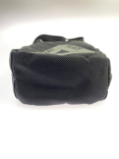 【中古品】【メンズ/レディース】 PALACE パレス SHOT 2 BAG ショット 2 バッグ ショルダーバッグ カバン 188-250917-yn-12-min カラー：ブラック 万代Net店