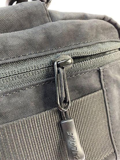 【中古品】【メンズ/レディース】 PALACE パレス SHOT 2 BAG ショット 2 バッグ ショルダーバッグ カバン 188-250917-yn-12-min カラー：ブラック 万代Net店