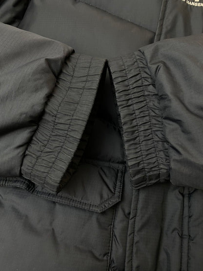 【中古品】【メンズ】 HELLY HANSEN ヘンリー ハンセン LOGO EMBROIDERED DOWN JACKET HDF9604 90S ロゴ エンブロイダード ダウン ジャケット メンズ アウター 144-251121-em-23-min サイズ：M カラー：ブラック 万代Net店