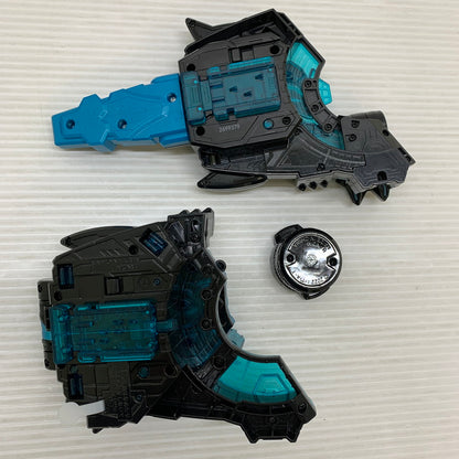 【中古品】 バンダイ DX Xギーツレイズバックル 仮面ライダー ギーツ おもちゃ 特撮 ヒーロー 変身 042-260302-em-09-min 万代Net店