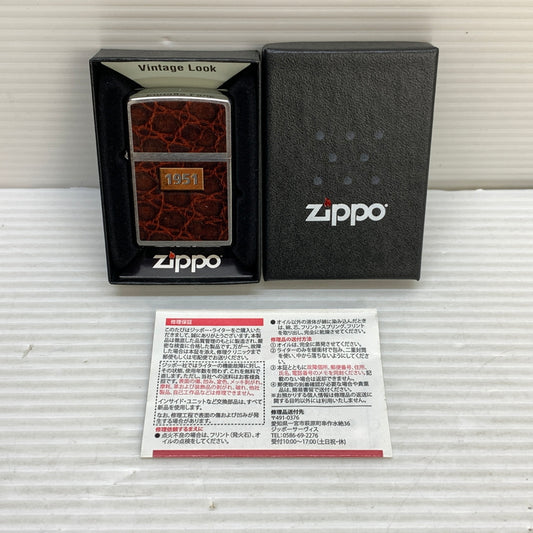 【中古美品】【メンズ/レディース】 ZIPPO ジッポ ZIPPO ジッポ LEATHER WRAP レザーラップ USA製 オイルライター アクセサリー 喫煙具 2012年製造 インサイドユニット2012年製 206-250914-kk-10-min カラー：ブラウン/シルバー 万代Net店