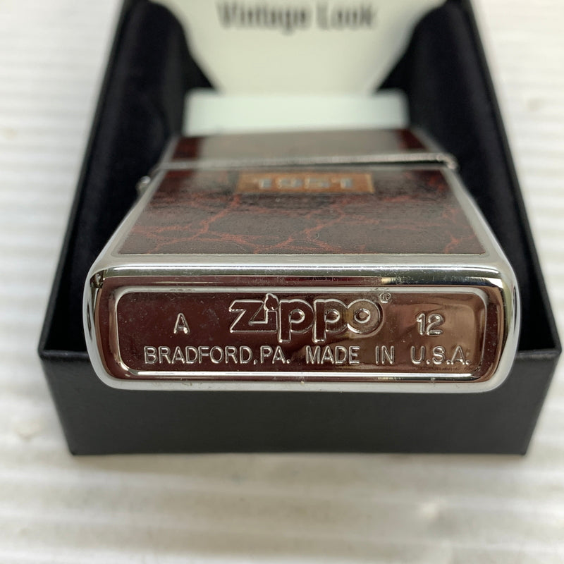【中古美品】【メンズ/レディース】 ZIPPO ジッポ ZIPPO ジッポ LEATHER WRAP レザーラップ USA製 オイルライター アクセサリー 喫煙具 2012年製造 インサイドユニット2012年製 206-250914-kk-10-min カラー：ブラウン/シルバー 万代Net店