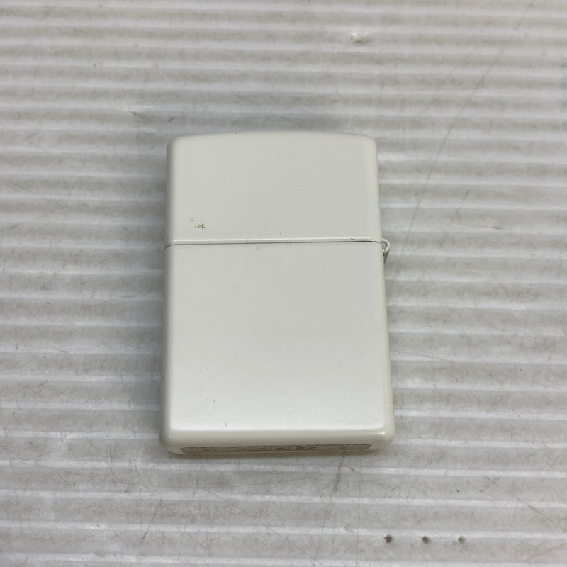 【中古美品】【メンズ/レディース】 ZIPPO ジッポ ZIPPO ジッポ THOSE WHO ROCK ROLL WITH ZIPPO ロックンロール USA製 オイルライター アクセサリー 喫煙具 2015年製造 インサイドユニット2015年製 206-250914-kk-19-min カラー：ホワイト 万代Net店