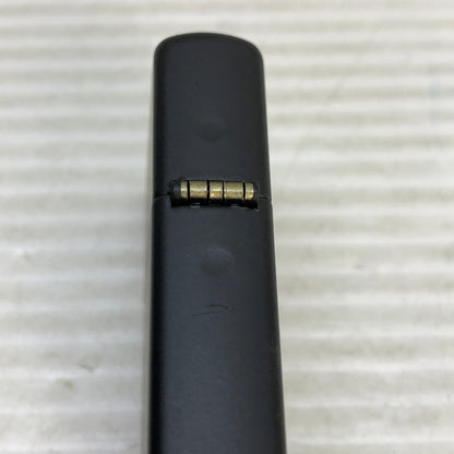【中古美品】【メンズ/レディース】 ZIPPO ジッポ ZIPPO ジッポ MR BLAISDELL LIMITED EDITION ミスターブレイズデル リミテッドエディション USA製 オイルライター アクセサリー 喫煙具 2015年製造 インサイドユニット2015年製 206-250914-kk-11-min カラー：ブラック 万代Net店