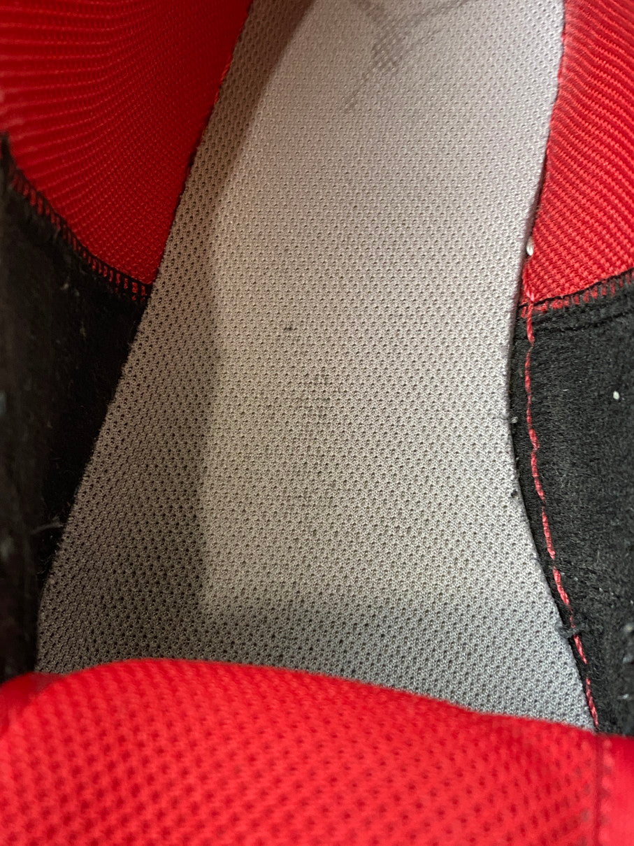 【中古品】【メンズ】 NIKE ナイキ AIR JORDAN 1 LOW 553558-060 エア ジョーダン 1 ロー スニーカー 靴 160-250918-yn-05-min サイズ：27.5cm US9.5 カラー：BLACK/FIRE RED-CEMENT GREY 万代Net店