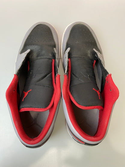 【中古品】【メンズ】 NIKE ナイキ AIR JORDAN 1 LOW 553558-060 エア ジョーダン 1 ロー スニーカー 靴 160-250918-yn-05-min サイズ：27.5cm US9.5 カラー：BLACK/FIRE RED-CEMENT GREY 万代Net店