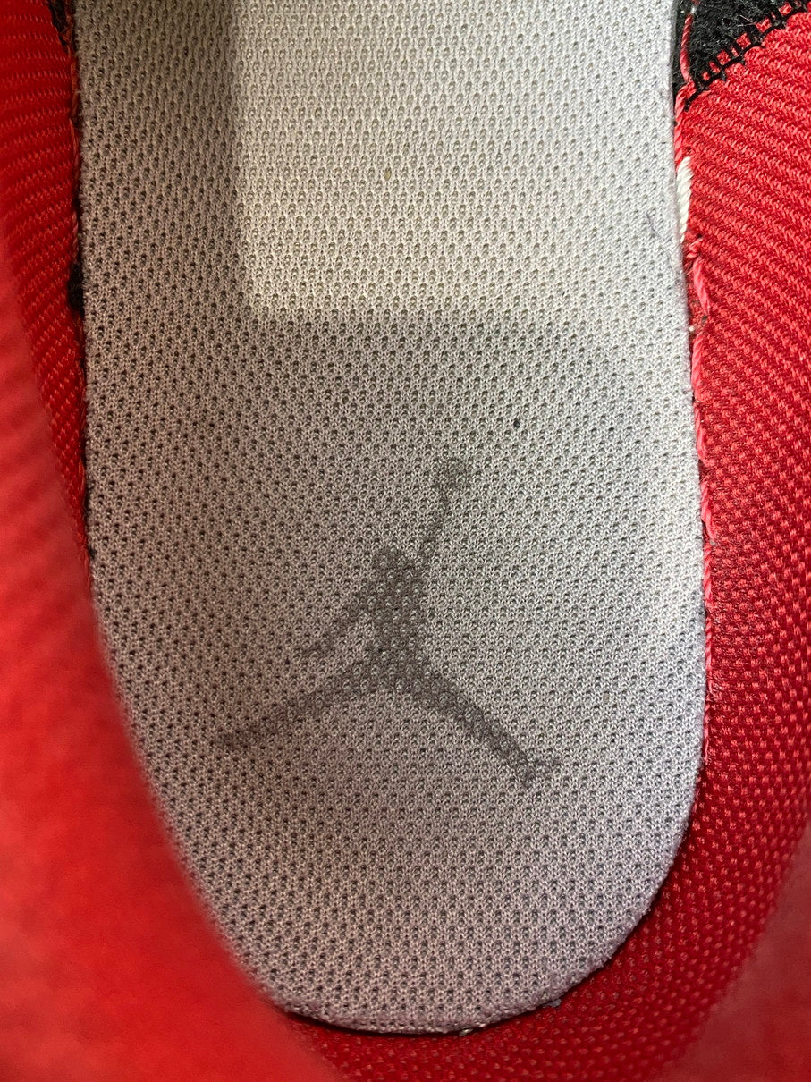 【中古品】【メンズ】 NIKE ナイキ AIR JORDAN 1 LOW 553558-060 エア ジョーダン 1 ロー スニーカー 靴 160-250918-yn-05-min サイズ：27.5cm US9.5 カラー：BLACK/FIRE RED-CEMENT GREY 万代Net店