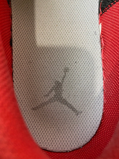 【中古品】【メンズ】 NIKE ナイキ AIR JORDAN 1 LOW 553558-060 エア ジョーダン 1 ロー スニーカー 靴 160-250918-yn-05-min サイズ：27.5cm US9.5 カラー：BLACK/FIRE RED-CEMENT GREY 万代Net店