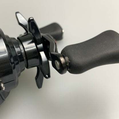 【中古品】 DAIWA ダイワ 20タトゥーラ SV TW 103SHL リール 釣り具 134-260309-SH-04-min 万代Net店