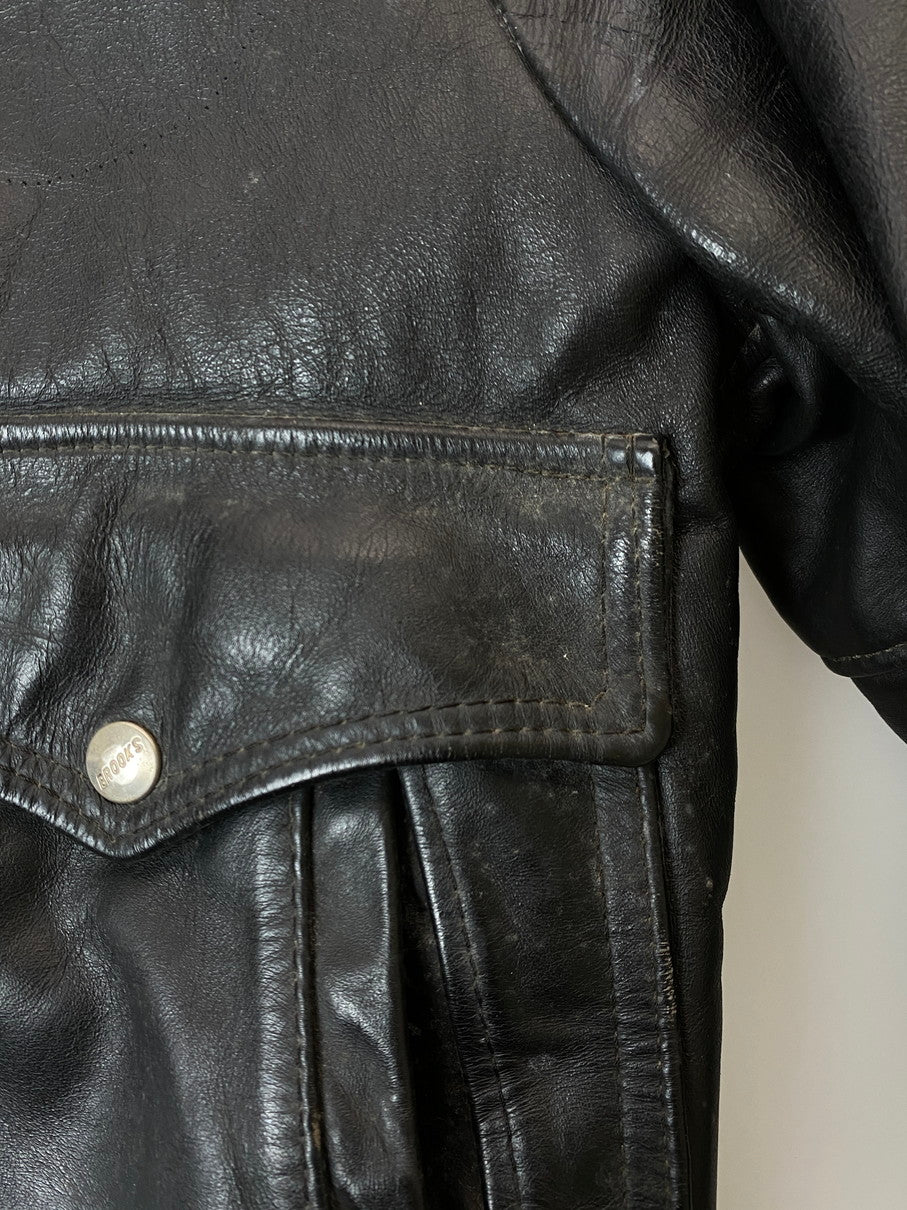 【現状渡し品】【メンズ】 BROOKS ブルックス 70's A-2 LEATHER JACKET VINTAGE 70年代 A-2 レザージャケット アウター ヴィンテージ 146-250925-kk-19-min サイズ：40 カラー：ブラック 万代Net店