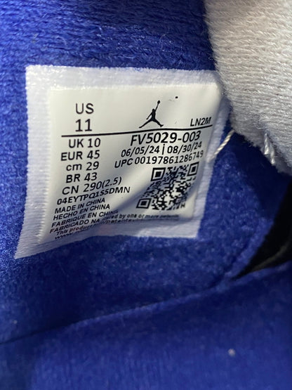 【中古美品】【メンズ】 NIKE ナイキ AIR JORDAN 4 RETRO RARE AIR FV5029-003 エア ジョーダン 4 レトロ レア エア スニーカー 靴 160-250919-kk-17-min カラー：BLACK/FIRE RED-DEEP ROYAL BLUE 万代Net店